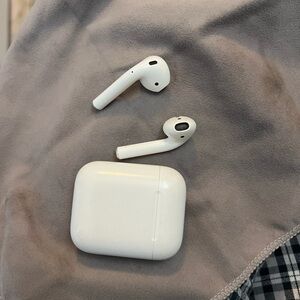 Air Pods 2nd Gen